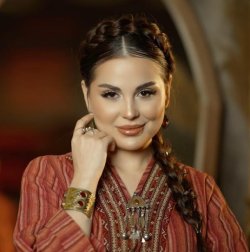 Gyzylgul Babayewa - Yanyoldashym